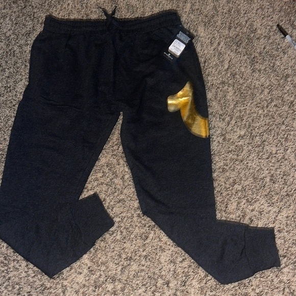 NWT TRUE RELIGION AUTHENTIC MENS
BLACK SLEEPWEAR JOGGER
SWEATPANTS SIZE L - Picture 3 of 7